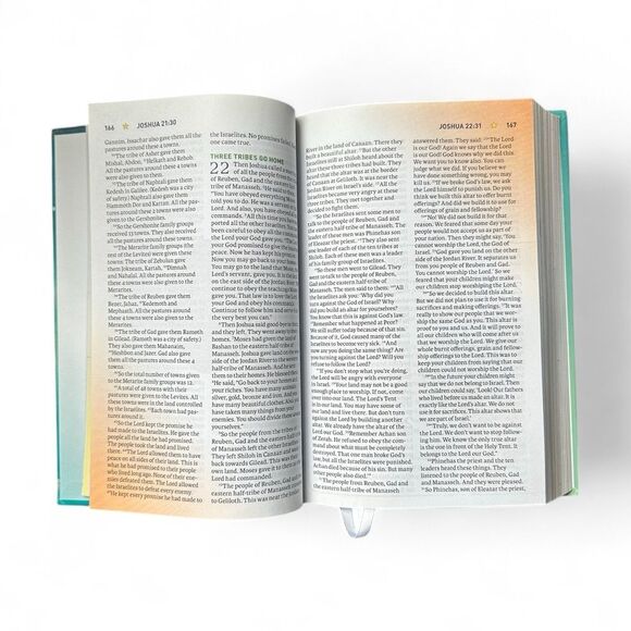 Bedtime Devotions with Jesus Bible - Picture 2 of 7